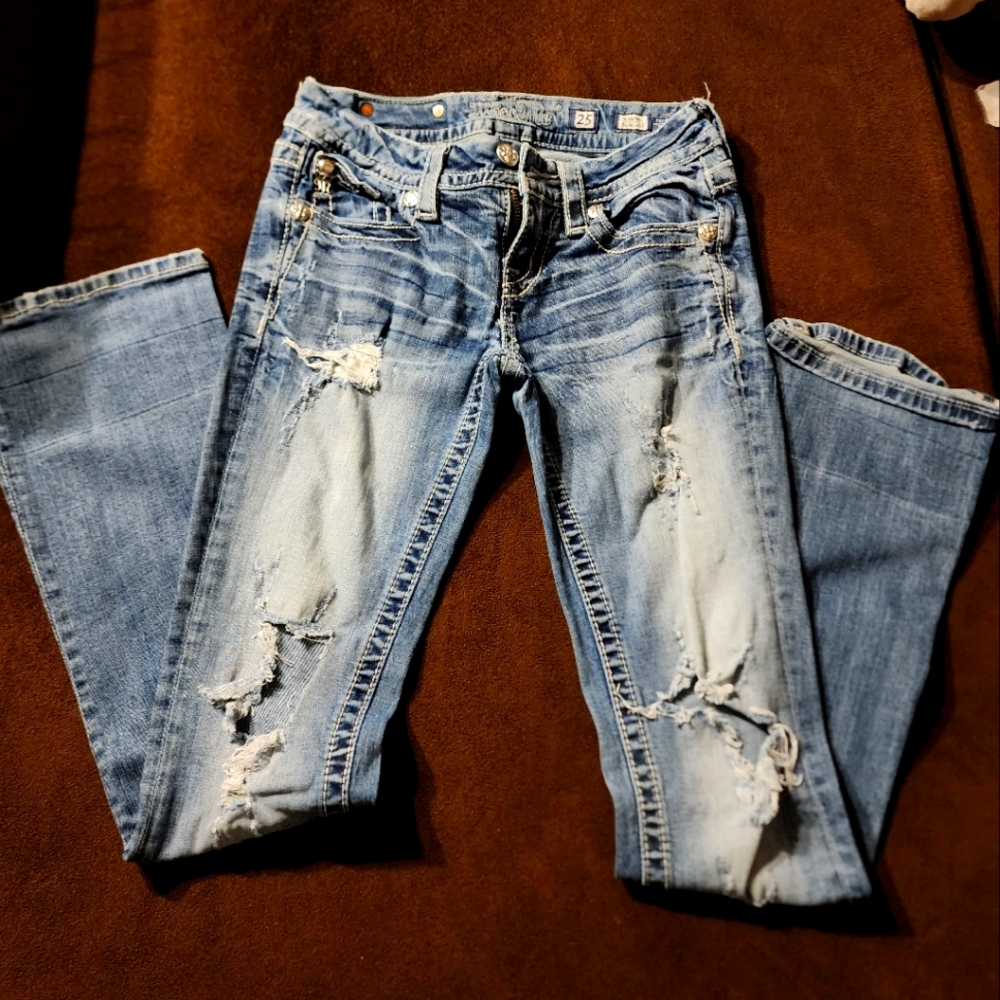 Miss Me Distressed Signature Slim Boot 25x32